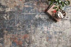 MAE-01 SILVER / APRICOT -Loloi Rugs MAEVMAE 01SIAP 5Broomscene 5D 4