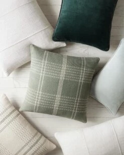 PMH0013 WHITE -Loloi Rugs P012PMH0013WH00PI15 5Broomscene 5D 7 c08e709c 8285 4db5 8ffd 3ecf73e75ebc