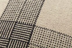 WELLS PMH0041 BEIGE / CHARCOAL -Loloi Rugs P098PMH0041BECCPIL3 5Bhover 5D 20 558d654a 482f 466a 80a8 576d88839c5a