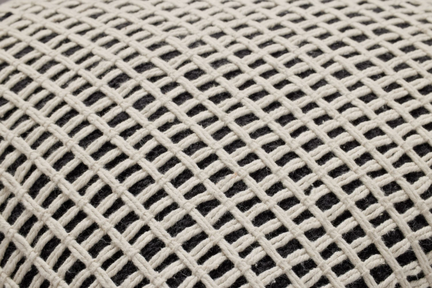 PLL0119 BLACK / IVORY 5 PLL0119 BLACK / IVORY - Image 3