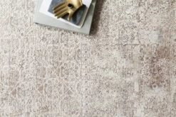 SIE-01 IVORY / PEBBLE 12 SIE-01 IVORY / PEBBLE -Loloi Rugs SIENSIE 01IVPP 5Broomscene 5D 2 c062bc5d bc0d 4256 a2b1 c67318d707e3